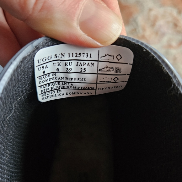 UGG, 8.5, Stormy seas - Picture 5 of 5
